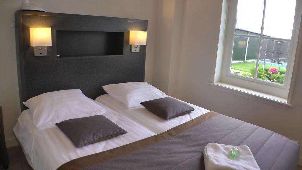 Bed And Breakfast Hoeve Chapeau Katwoude Room photo
