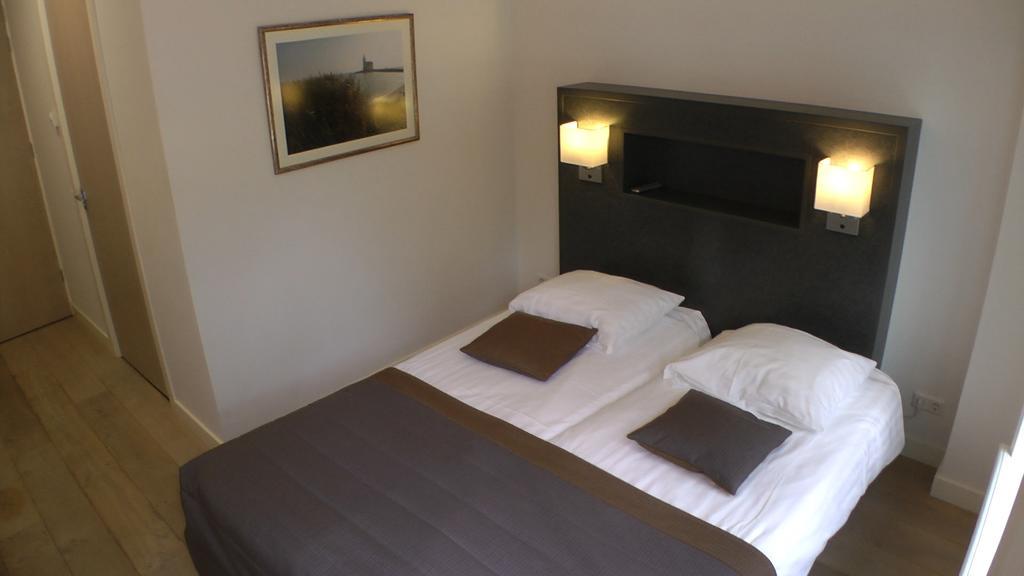 Bed And Breakfast Hoeve Chapeau Katwoude Room photo