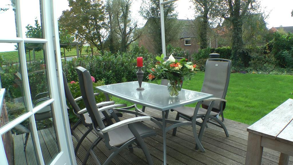 Bed And Breakfast Hoeve Chapeau Katwoude Exterior photo